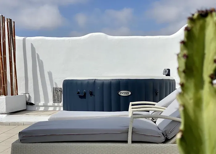 Апартаменти Eterna Primavera *